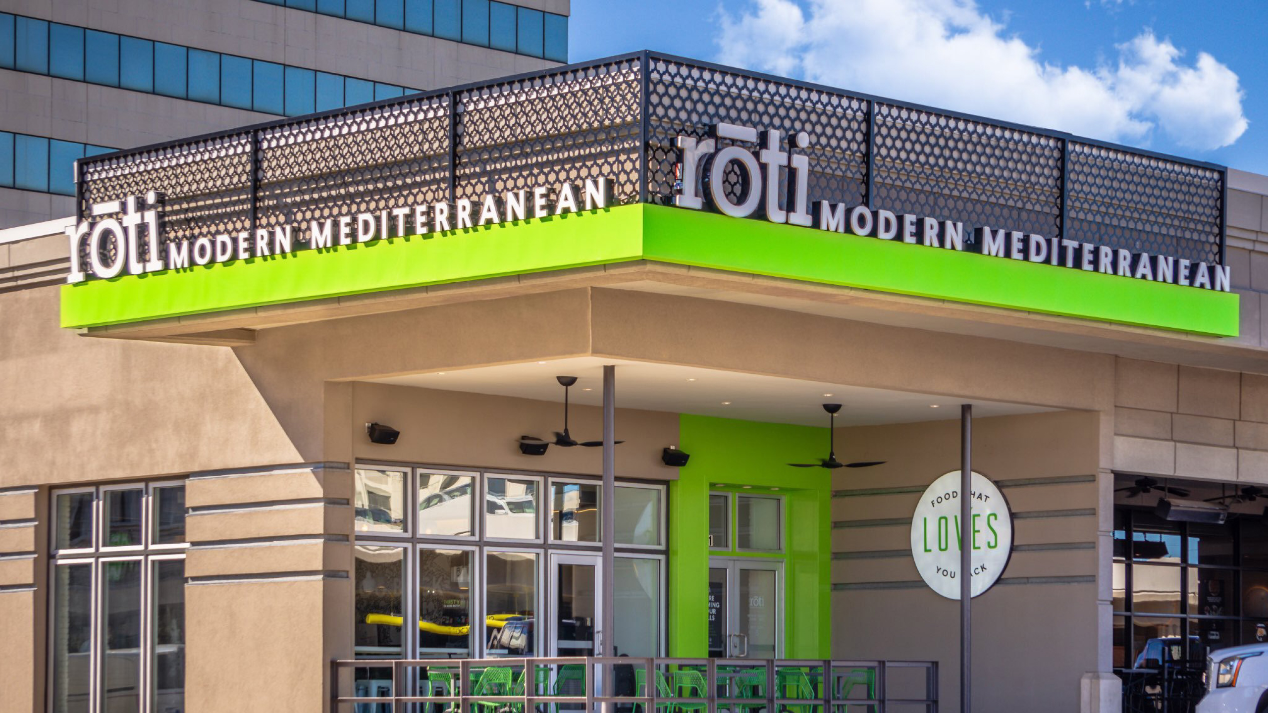Roti store experience and signage