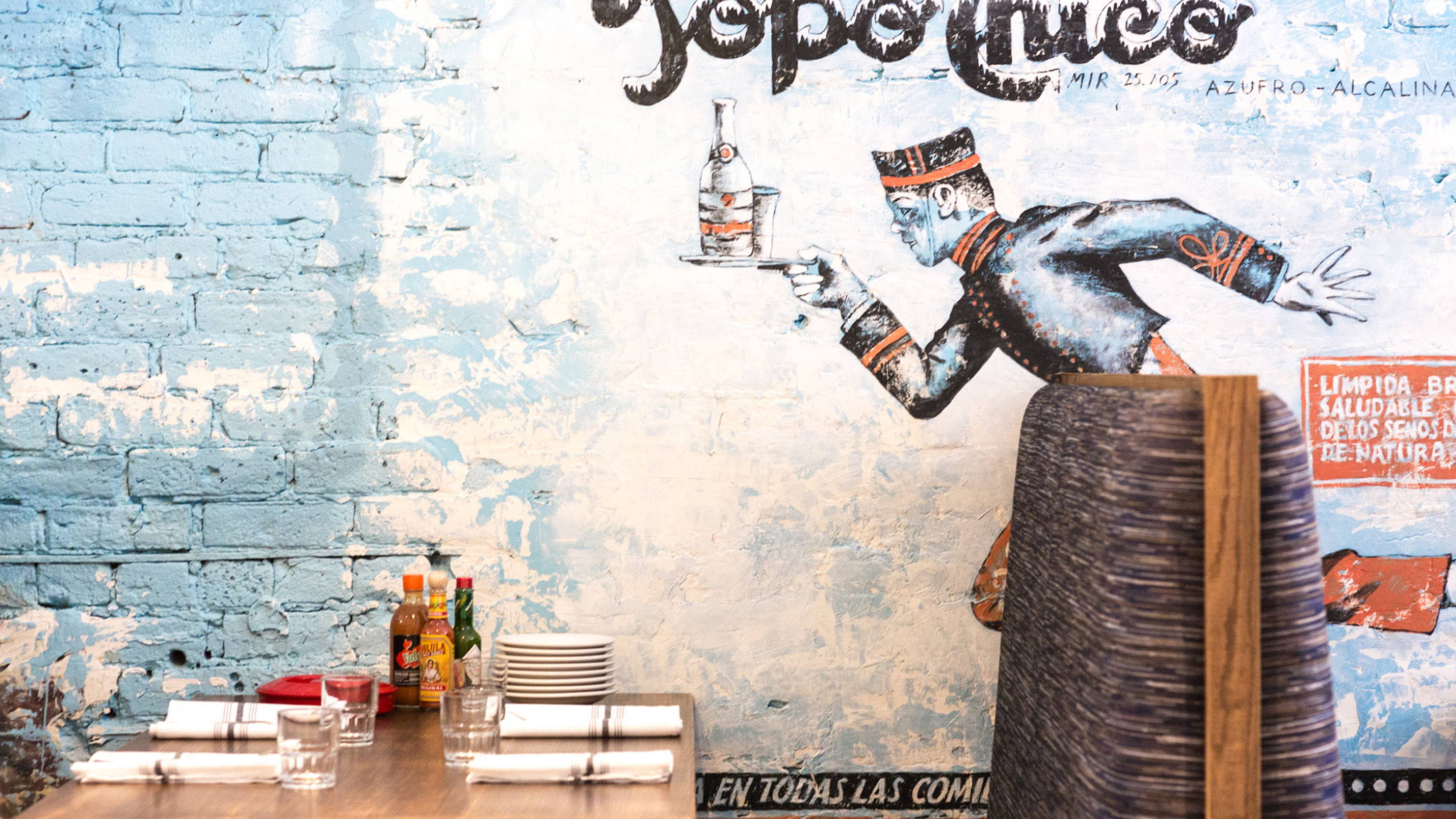 Tuco & Blondie restaurant booth